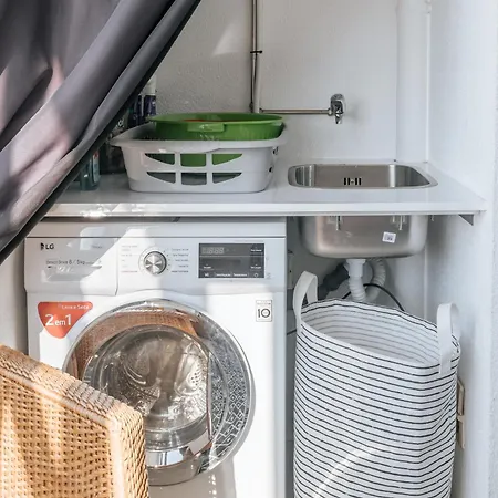 Apartamento Palácio De Cristal, By Mycelia *