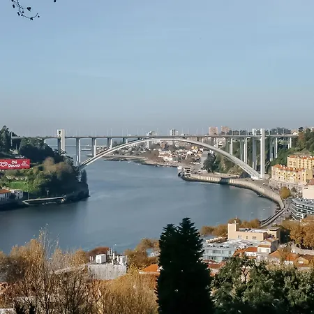 Apartament Palacio De Cristal, By Mycelia