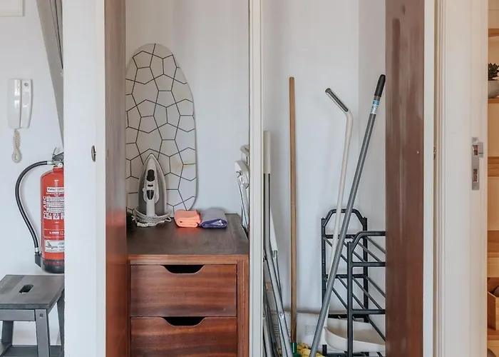 Palacio De Cristal, By Mycelia