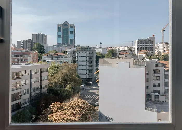 Palacio De Cristal, By Mycelia Lejlighed Porto
