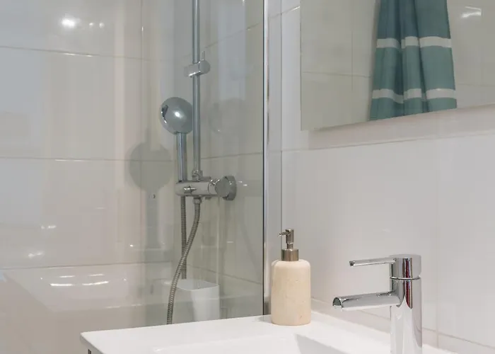 Palacio De Cristal, By Mycelia *