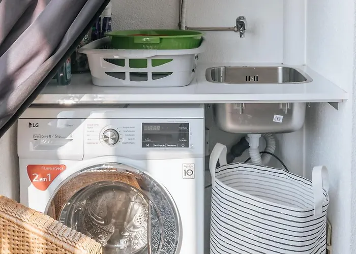 Apartment Palacio De Cristal, By Mycelia *