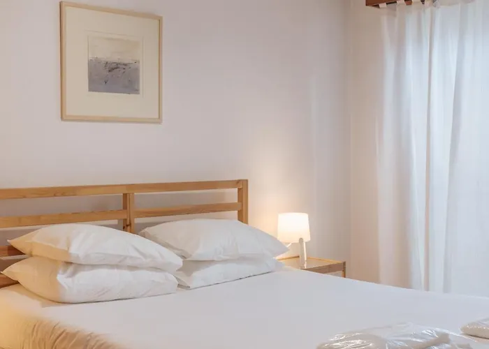 Apartment Palacio De Cristal, By Mycelia