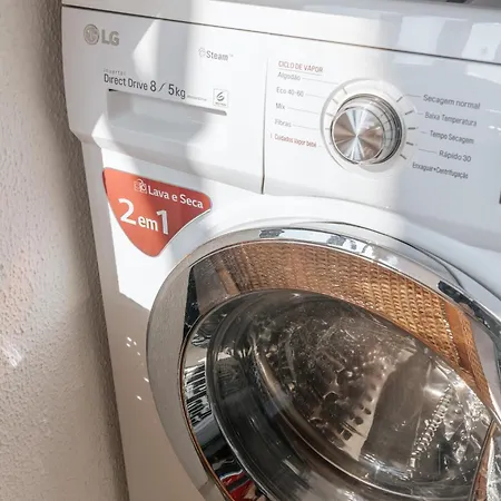 Daire Palacio De Cristal, By Mycelia Porto