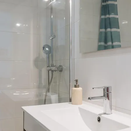 Palacio De Cristal, By Mycelia *